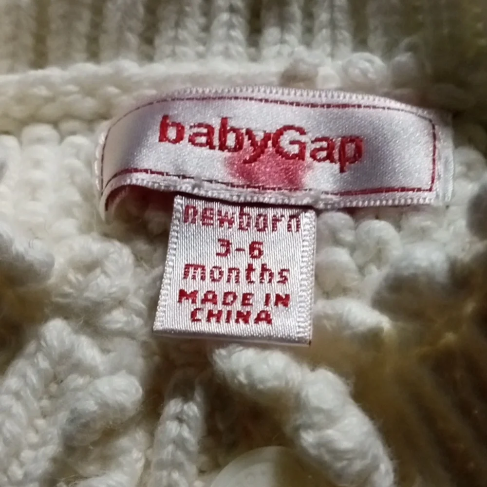 Like New, Baby Gap 3-6 Months Cable Knit Sweater Footed Onesie Coverall - Picture 13 of 13